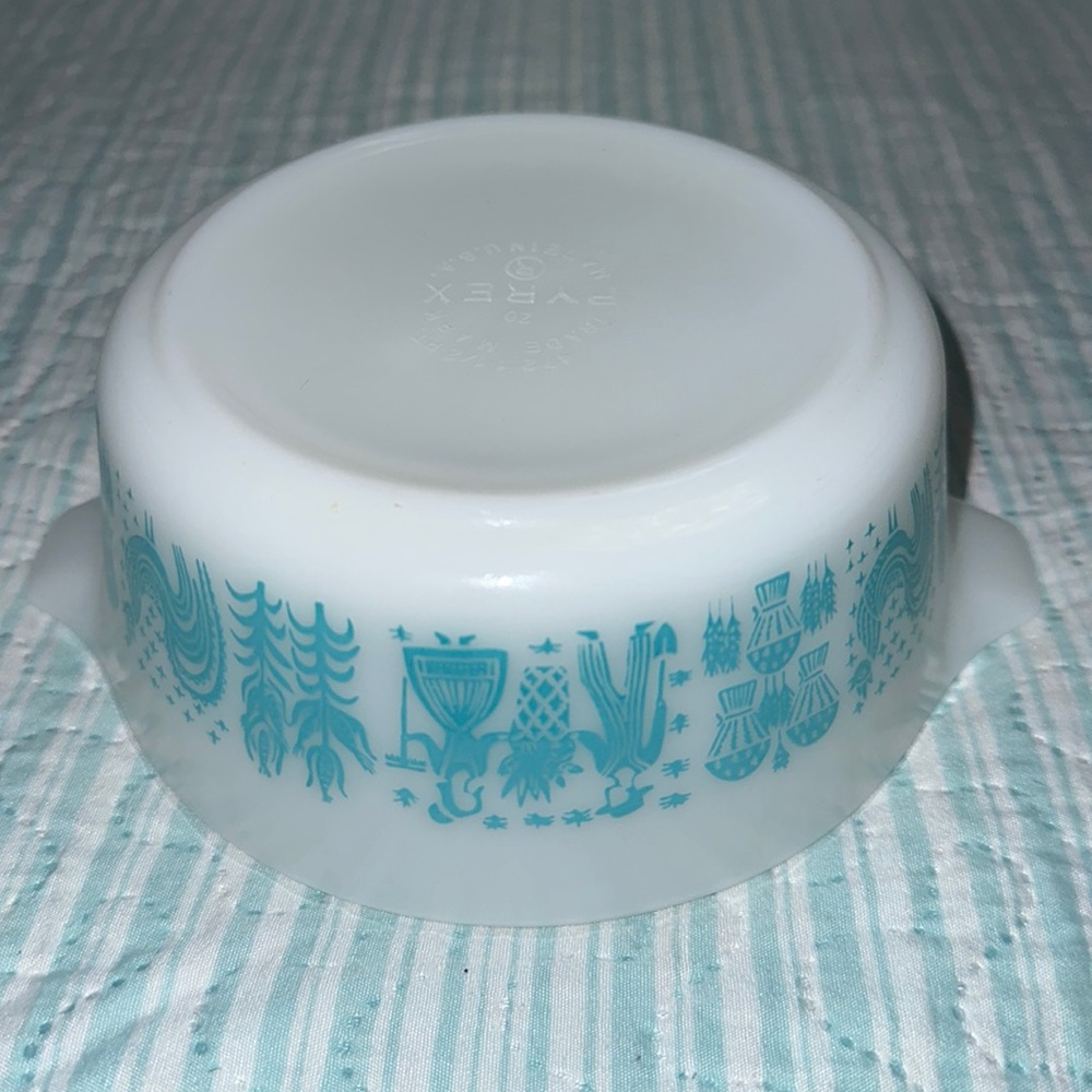 Pyrex Butterprint 1 1/2 Pint Casserole Dish # 472 No Lid EVC - Picture 2 of 13